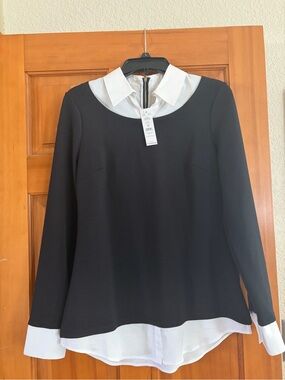 White House Stretch Layered Black and White Long-Sleeve Top with Contrast Collar